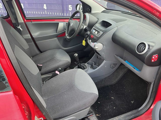 2008 - peugeot - 107 - 1.0-12v xs - personenauto - afbeelding 7 van  11