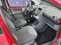 2008 - peugeot - 107 - 1.0-12v xs - personenauto - afbeelding 7 van  11