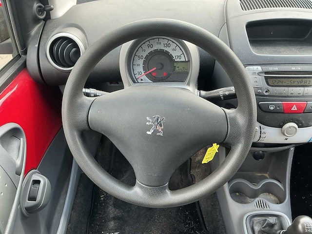 2008 - peugeot - 107 - 1.0-12v xs - personenauto - afbeelding 11 van  11