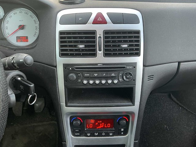 2008 - peugeot - 307 break - 1.6 hdif premium - personenauto - afbeelding 13 van  13