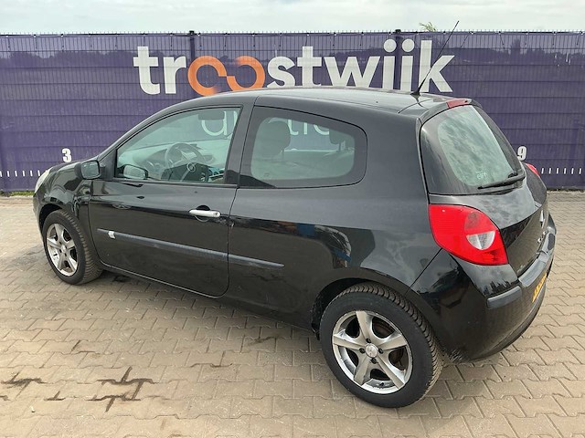 2008 - renault - clio - 1.2-16v authentique - personenauto - afbeelding 11 van  12