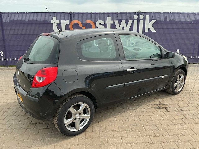 2008 - renault - clio - 1.2-16v authentique - personenauto - afbeelding 12 van  12