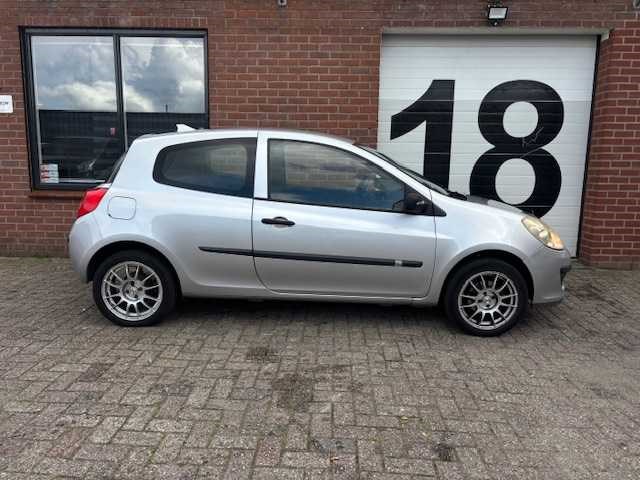 2008 - renault - clio - 1.2-16v expression - 07-gxk-2 - afbeelding 7 van  8