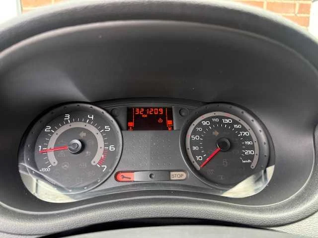 2008 - renault - clio - 1.2-16v expression - 07-gxk-2 - afbeelding 2 van  21