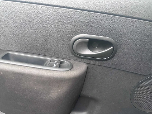 2008 - renault - clio - 1.2-16v special line - 31-zh-zf - afbeelding 2 van  17