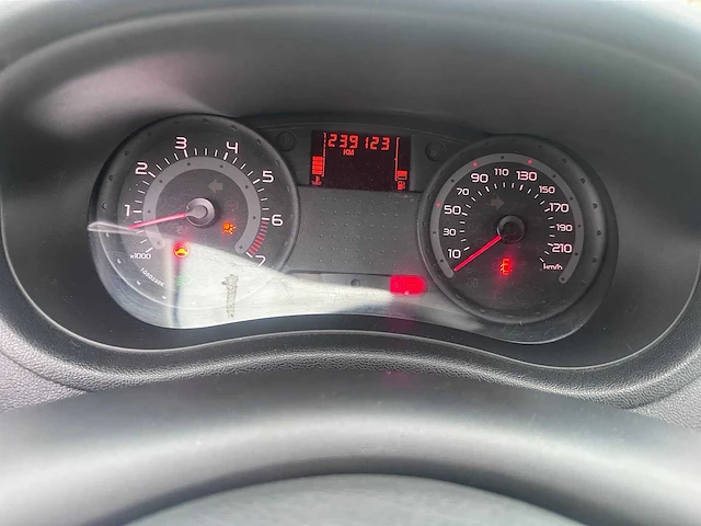 2008 - renault - clio - 1.2-16v special line - 31-zh-zf - afbeelding 17 van  17