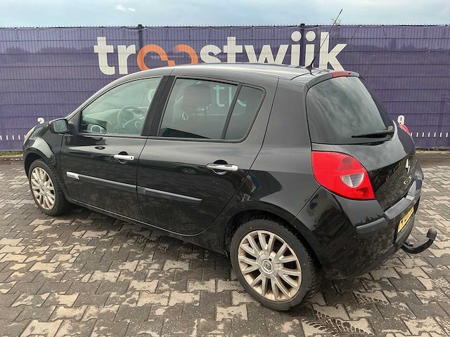 2008 - renault - clio - 1.2 tce rip curl - personenauto - afbeelding 6 van  12