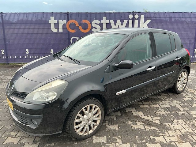 2008 - renault - clio - 1.2 tce rip curl - personenauto - afbeelding 1 van  12
