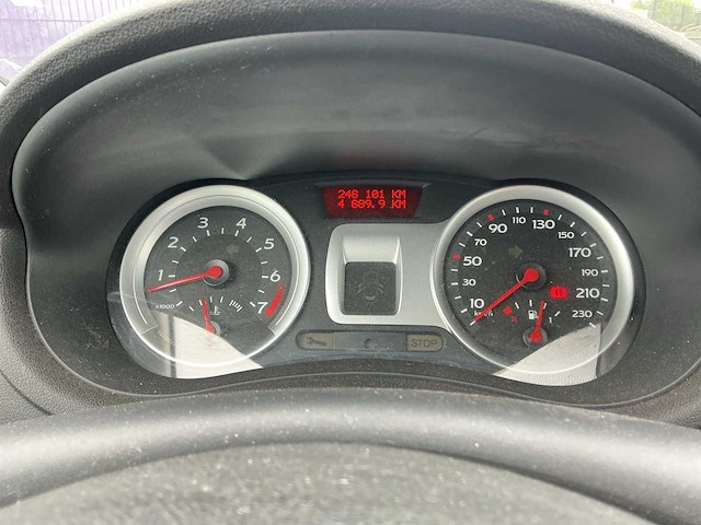 2008 - renault - clio - 1.6-16v dynamique s - personenauto - afbeelding 11 van  12