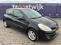 2008 - renault - clio - 1.6-16v dynamique s - personenauto - afbeelding 2 van  12