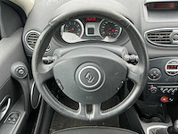 2008 - renault - clio - 1.6-16v dynamique s - personenauto - afbeelding 12 van  12