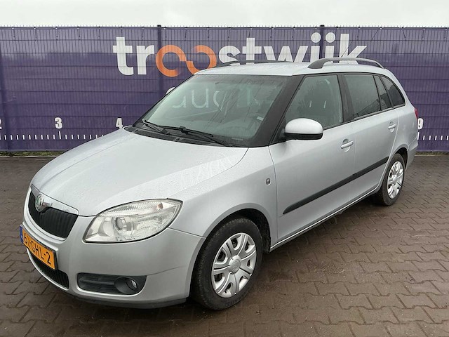 2008 - skoda - fabia combi - 1.6-16v ambiente - personenauto - afbeelding 1 van  2