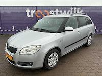 2008 - skoda - fabia combi - 1.6-16v ambiente - personenauto - afbeelding 1 van  2