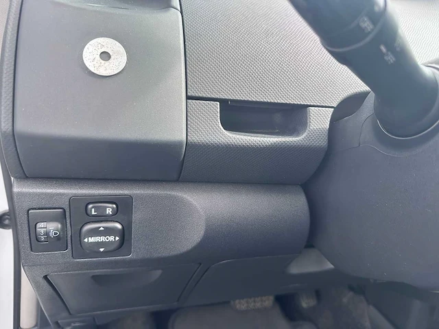 2008 - toyota - yaris - 1.3 vvti sol automaat - 45-gtv-7 - afbeelding 3 van  19