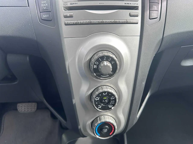 2008 - toyota - yaris - 1.3 vvti sol automaat - 45-gtv-7 - afbeelding 4 van  19