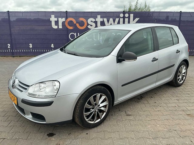 2008 - volkswagen - golf - 1.6 trendline - personenauto - afbeelding 1 van  8