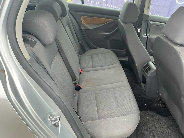 2008 - volkswagen - golf - 1.6 trendline - personenauto - afbeelding 12 van  12