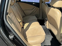 2008 - volkswagen - passat variant - 1.8 tfsi highline - personenauto - afbeelding 10 van  12