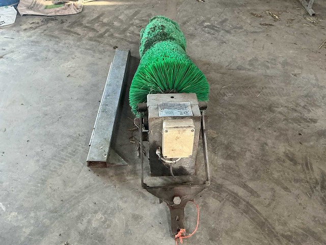 2008 agricow pendolare borstelmachine - afbeelding 2 van  9