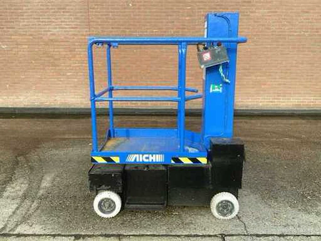 2008 aichi sv 04 b hoogwerker - afbeelding 2 van  5