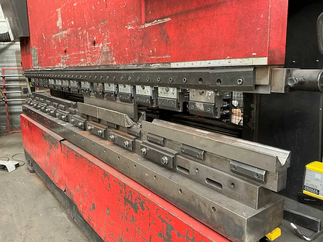 2008 amada hfp nt 400-4l cnc-kantbank - afbeelding 11 van  15