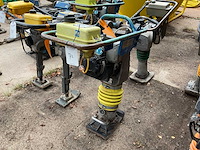 2008 ammann avs 68-4 trilstamper - afbeelding 1 van  3