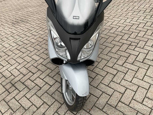 2008 aprilia scooter atlantic 500 sprint motorfiets - afbeelding 12 van  14