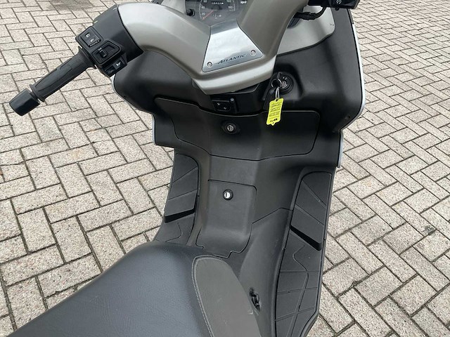 2008 aprilia scooter atlantic 500 sprint motorfiets - afbeelding 2 van  14