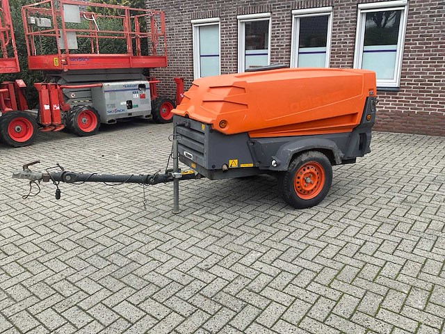2008 atlas copco xas 57 luchtcompressor - afbeelding 1 van  8