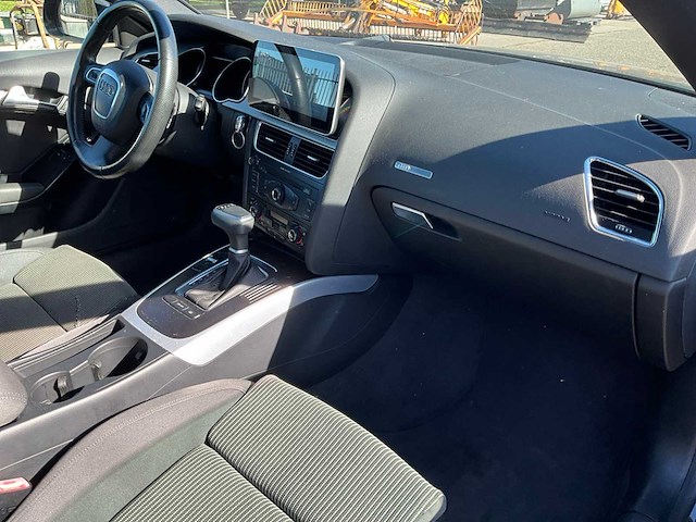 2008 audi a5 coupé 3.2 fsi pro line personenauto - afbeelding 26 van  33
