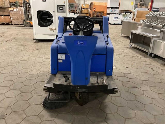 2008 bauscher floortec r 680 b zelfrijdende veegmachine - afbeelding 3 van  13