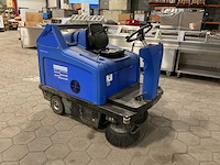 2008 bauscher floortec r 680 b zelfrijdende veegmachine - afbeelding 7 van  13