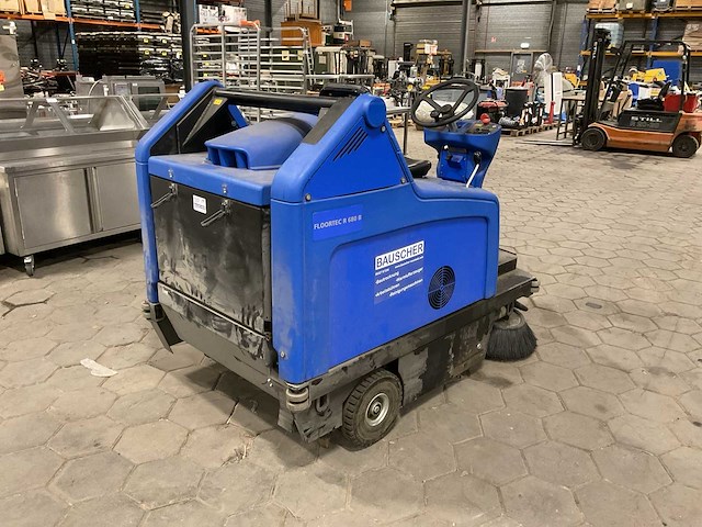 2008 bauscher floortec r 680 b zelfrijdende veegmachine - afbeelding 10 van  13