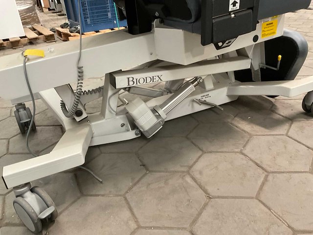 2008 biodex 058-725 onderzoekstoel - afbeelding 6 van  9