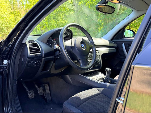 2008 bmw 1-serie 116i airco personenauto - afbeelding 9 van  11