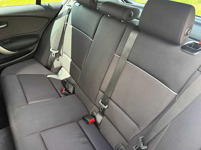 2008 bmw 1-serie 116i corporate personenauto - afbeelding 18 van  19