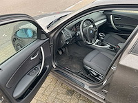 2008 bmw 120i 1-serie personenauto - afbeelding 9 van  32