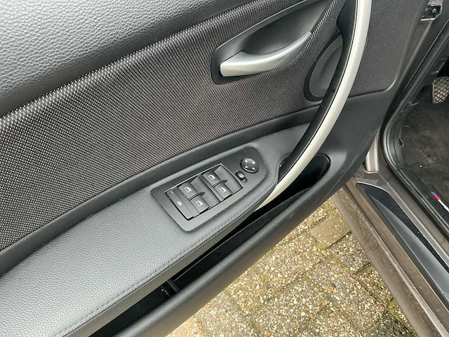 2008 bmw 120i 1-serie personenauto - afbeelding 10 van  32