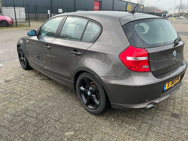 2008 bmw 120i 1-serie personenauto - afbeelding 22 van  32