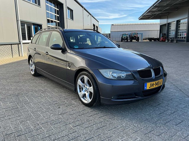 2008 bmw 320i touring personenauto - afbeelding 22 van  27