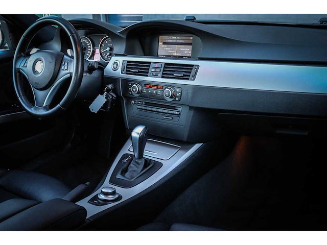 2008 bmw 3serie 335i high executive -car 71-hbt-4 - afbeelding 20 van  21