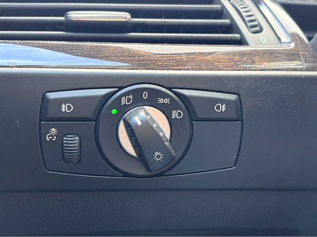 2008 bmw 530i automaat personenauto - afbeelding 13 van  21