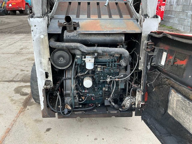 2008 bobcat s300 schranklader defect - afbeelding 20 van  30