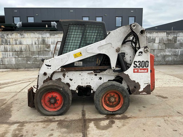 2008 bobcat s300 schranklader defect - afbeelding 12 van  30