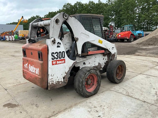 2008 bobcat s300 schranklader defect - afbeelding 26 van  30