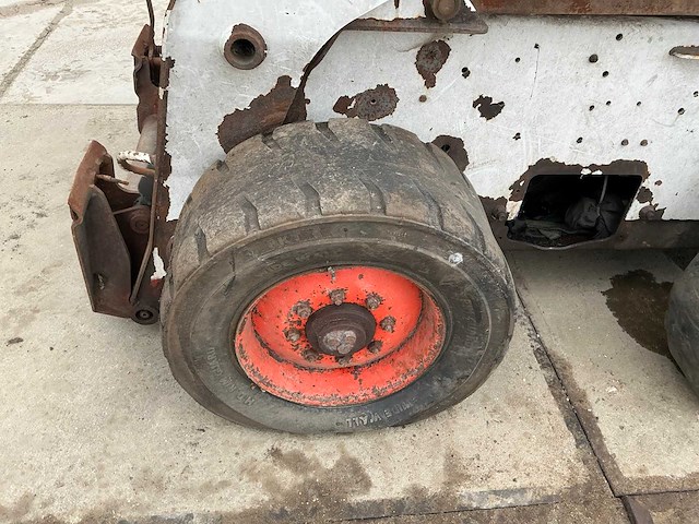 2008 bobcat s300 schranklader defect - afbeelding 30 van  30