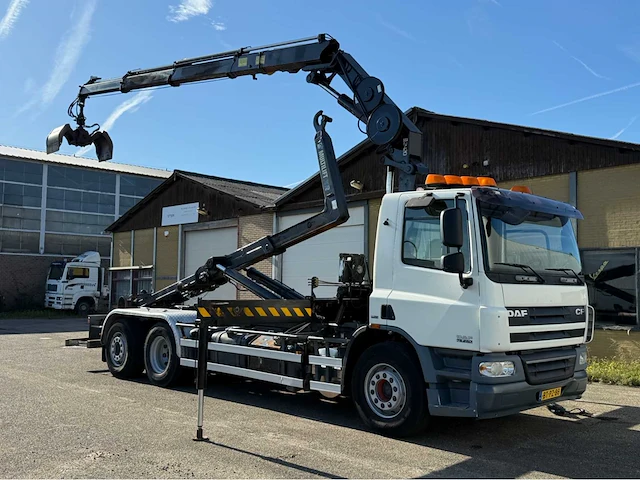 2008 daf cf laadkraan vrachtwagen - afbeelding 12 van  39
