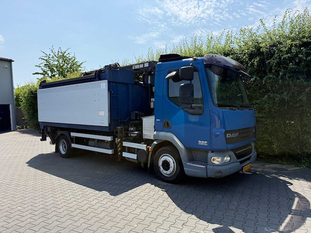 2008 daf lf vrachtwagen met hiab autolaadkraan - afbeelding 26 van  41