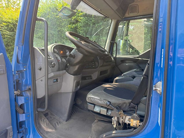 2008 daf lf vrachtwagen met hiab autolaadkraan - afbeelding 41 van  41