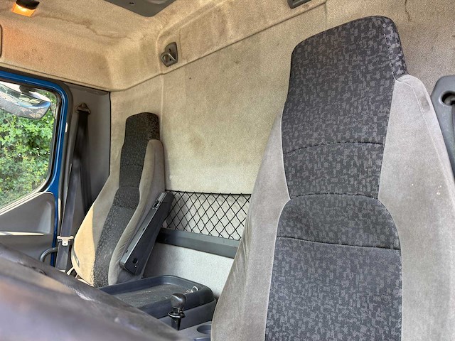 2008 daf lf vrachtwagen met hiab autolaadkraan - afbeelding 9 van  41